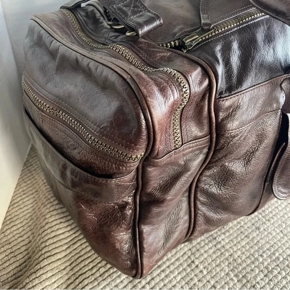 LEATHER SIDE POCKET DUFFEL - Picture 4 of 16